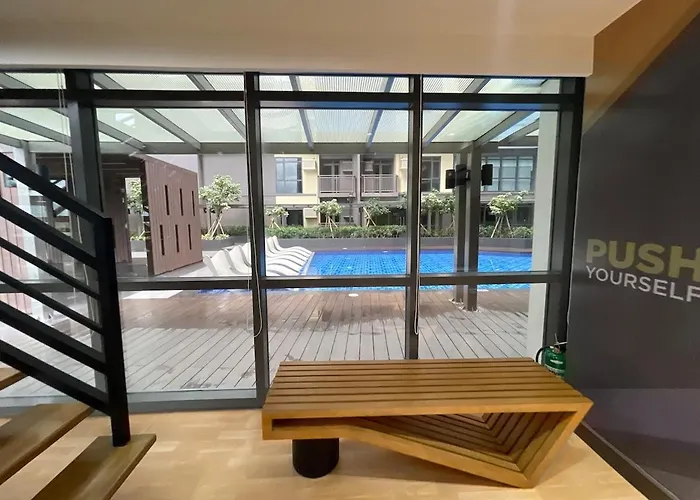 Spacious 1br Near Airport Across Okada, Solaire * Manila
