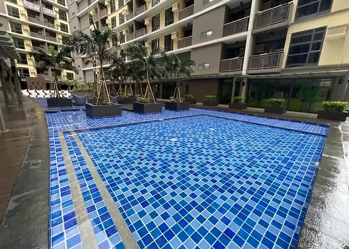 Spacious 1br Near Airport Across Okada, Solaire * Manila